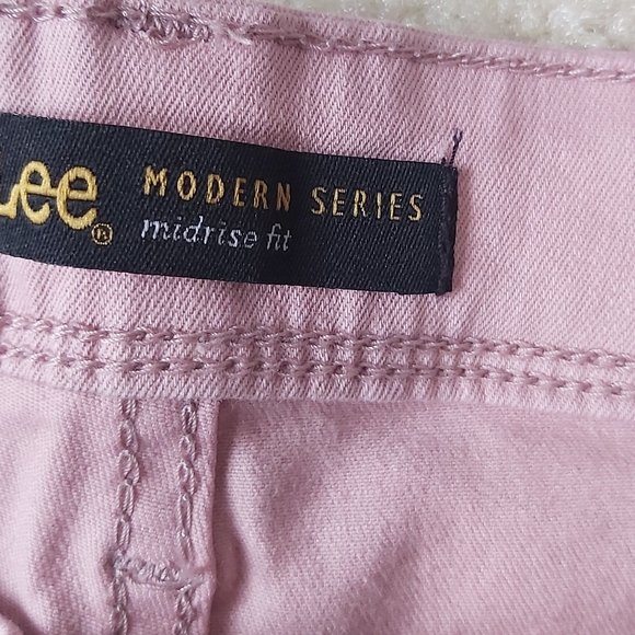 LEE Women's Modern Series Midrise Fit Capri S:12 - Picture 8 of 8